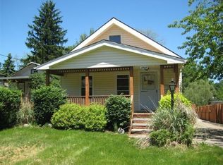 3222 W Ridgewood Dr, Parma, OH 44134