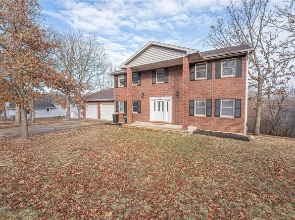 300 Westwind Dr, Waynesville, MO 65583