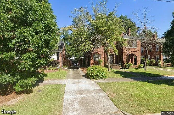 6 bed, 2974 sqft, $6,300 — Photo 3