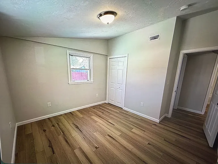 113 Paula Cir #1 — Photo 10