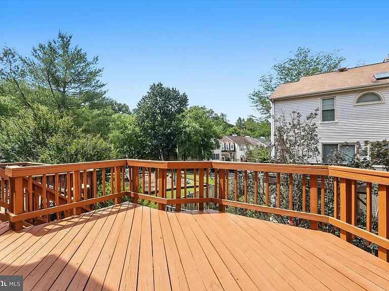 6168 Forest Creek Ct — Photo 20