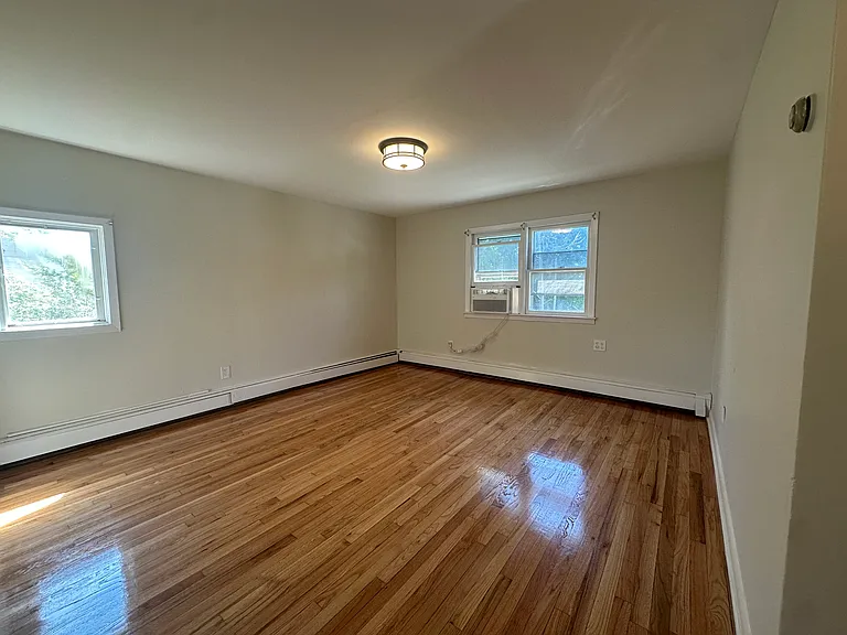 45 Landing Rd #2 — Photo 5