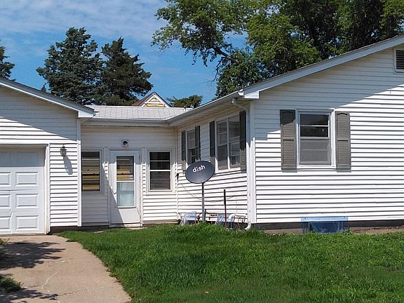 3rd image of 1313 N Lincoln Ave