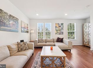 103 Simmons Aly, Phoenixville, PA 19460