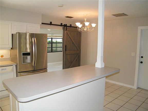 5th image of 1577 Havana Dr
