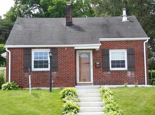 327 Lincoln Ave, Ephrata, PA 17522