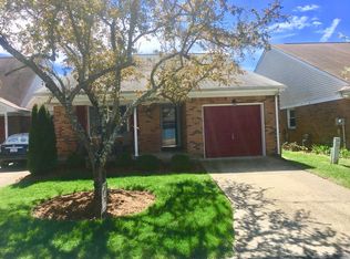 9012 Fawn Ct, Louisville, KY 40242