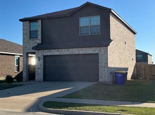 2013 Churchill Downs Dr, Seagoville, TX 75159