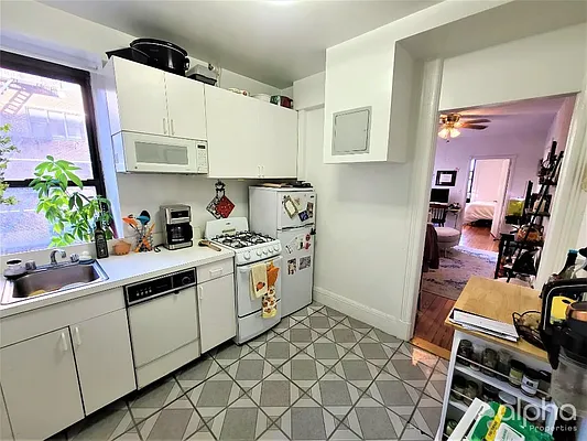 Rented by Alpha Properties NYC I LLC | media 6