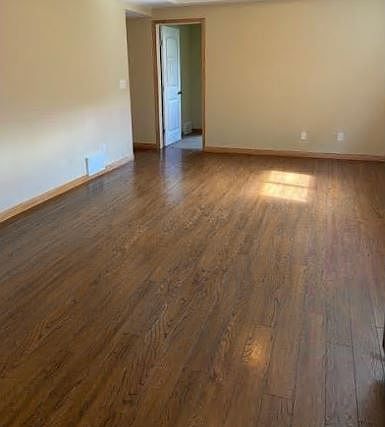 3rd image of 4914 Shannon Dr #B