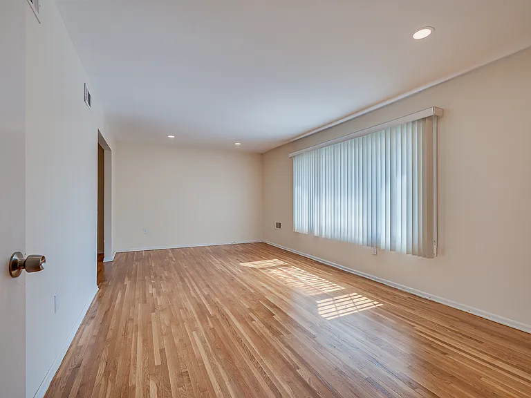 841 Walnut St #2 — Photo 1