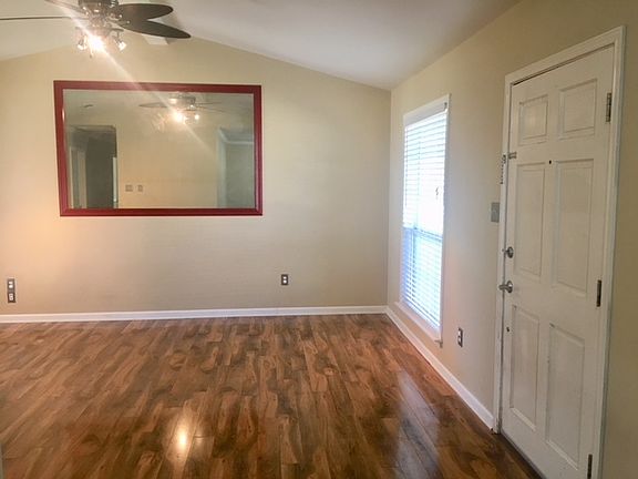 3rd image of 37445 W Hillside Dr