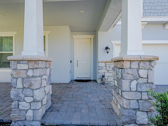 4th image of 8881 Lake Hall Ln