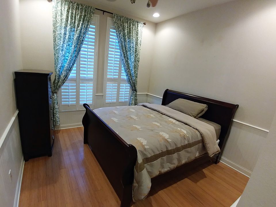 1st image of 11642 Meridian Point Dr