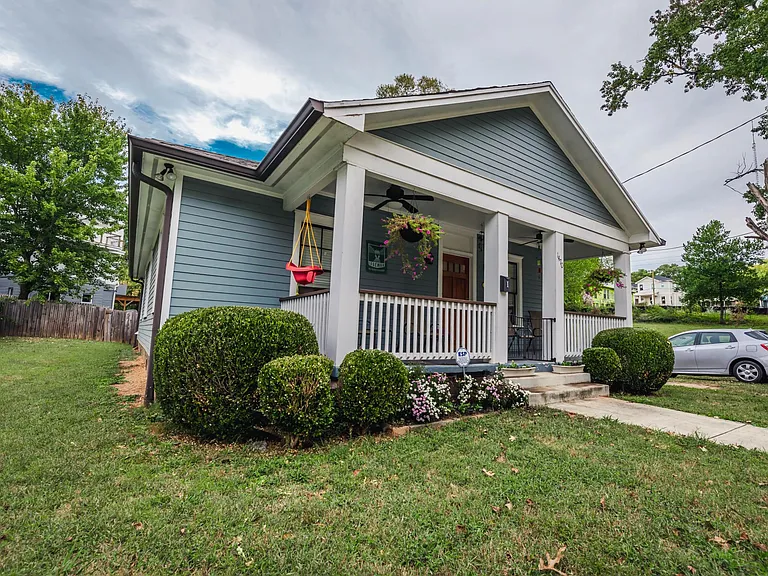 1470 Hardee St NE — Photo 2