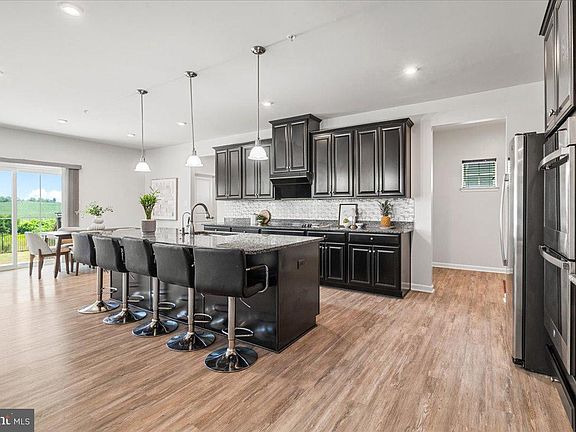 5th image of 243 Kerchner Rd