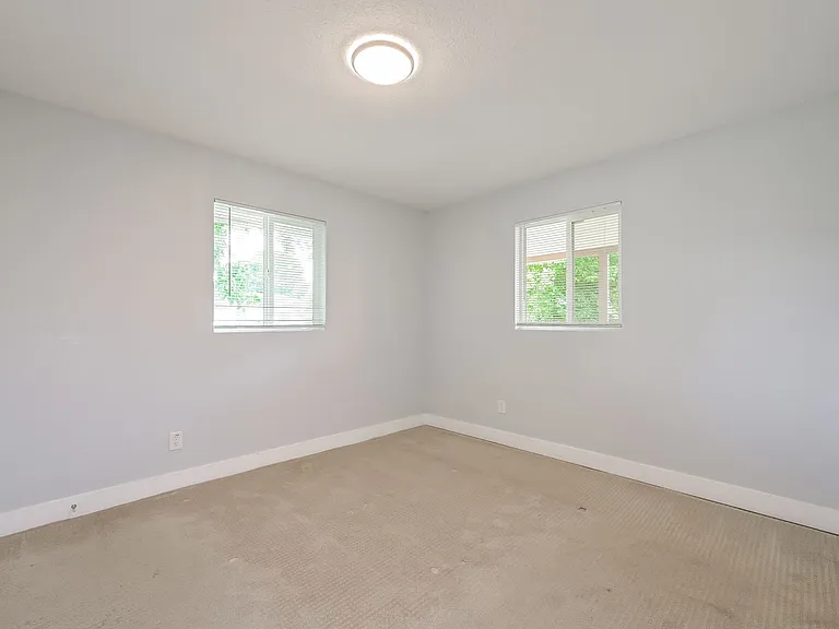1280 Wheeling St — Photo 9