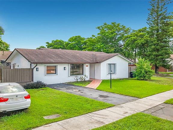 3rd image of 9825 SW 132nd Ct