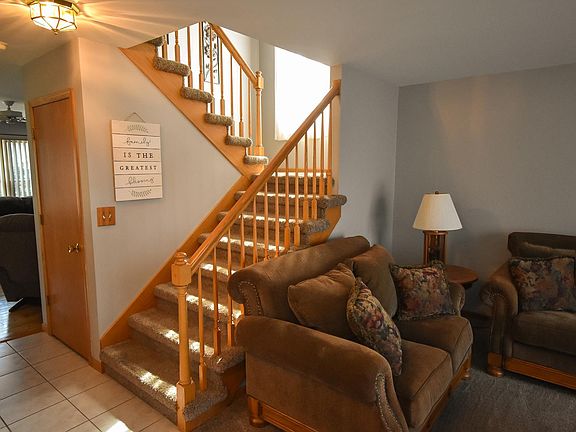 4th image of 655 McKinley Ave