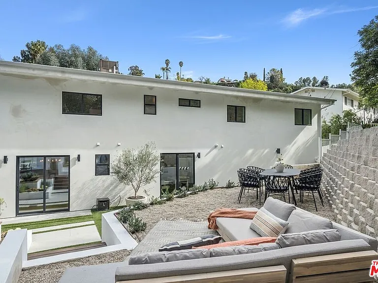 4545 Balboa Ave — Photo 45