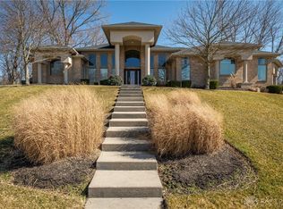 2420 Greystone Ln, Springfield, OH 45503