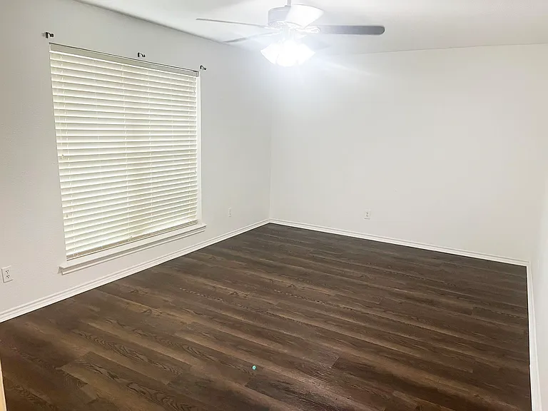 1805 Bristol Cv #1805 — Photo 7