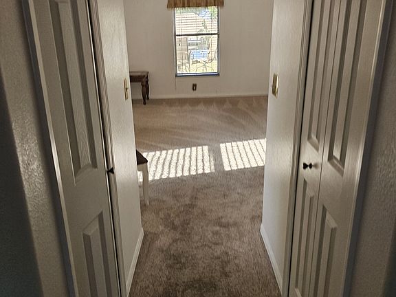 3rd image of 1214 Chateau Cir