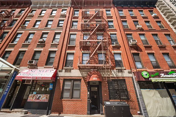 Rented by Cooper & Cooper Real Estate | media 10