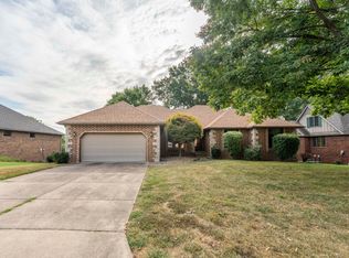 1860 S Brandon Ave, Springfield, MO 65809