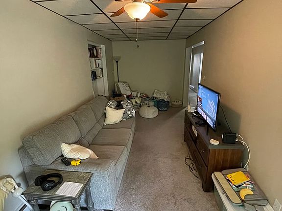 5th image of 642 N New St Unit 3