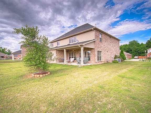 5th image of 235 Danaher Ln NW