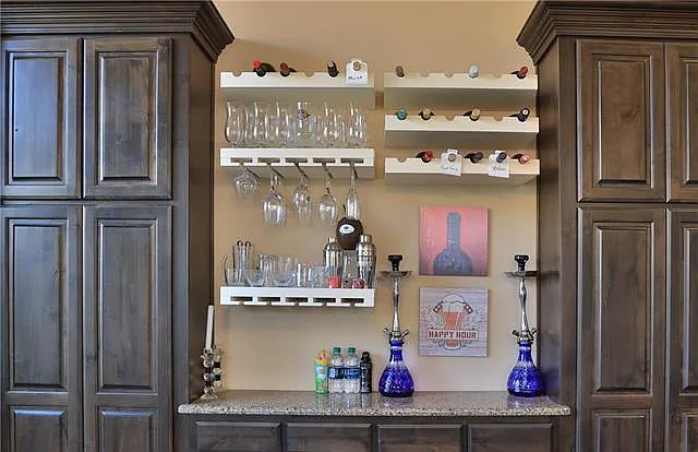 2529 Brandon Dr — Photo 8