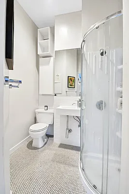 Rented by Compass | media 13