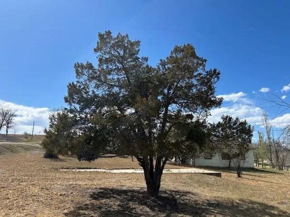 3rd Ave #&-i, Edgemont, SD 57735