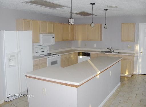 5th image of 6434 Maverick Trail Dr