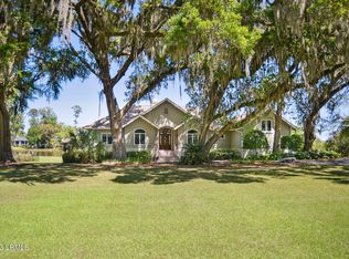 5 N Lake Rd, Bluffton, SC 29910