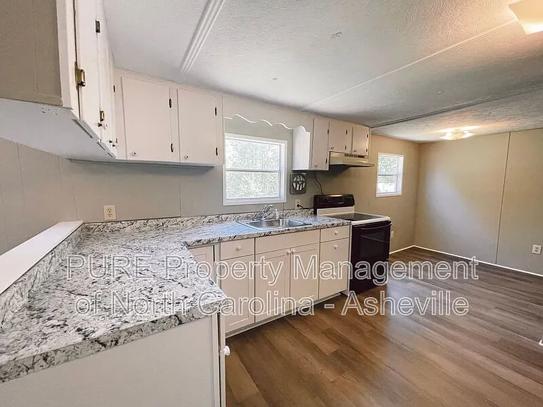 26 Magic Dr — Photo 4