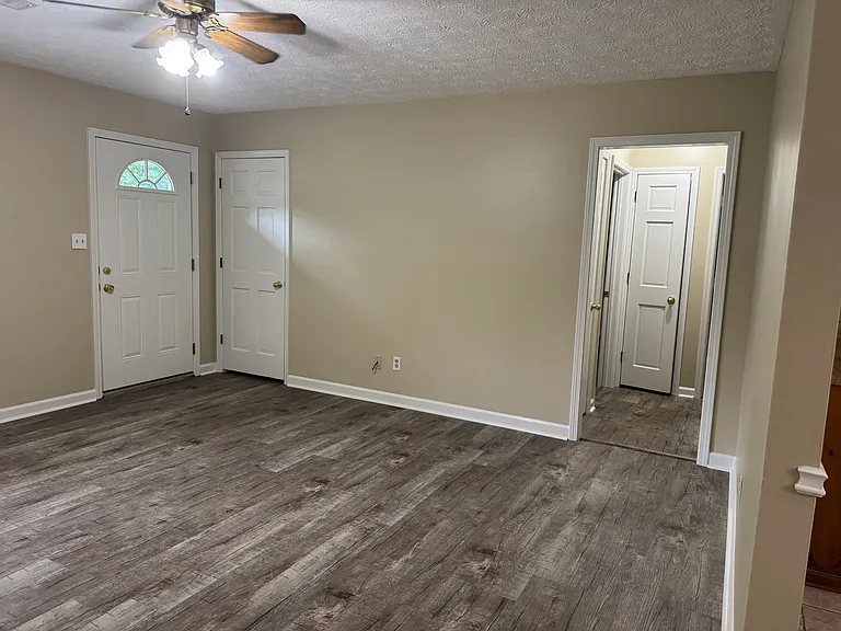 16 Shadowood Cir SE — Photo 2