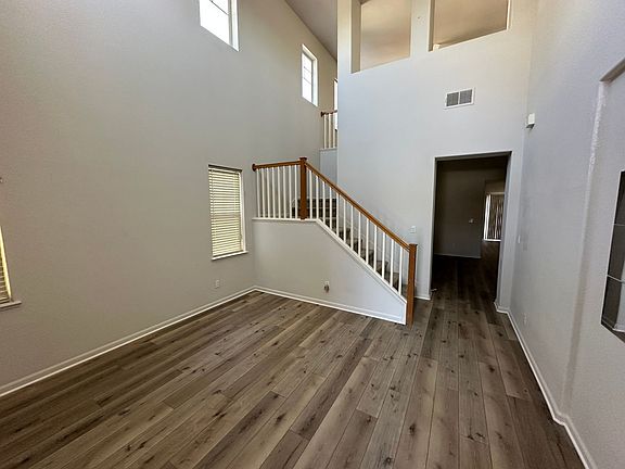 2nd image of 4045 Tahoe St