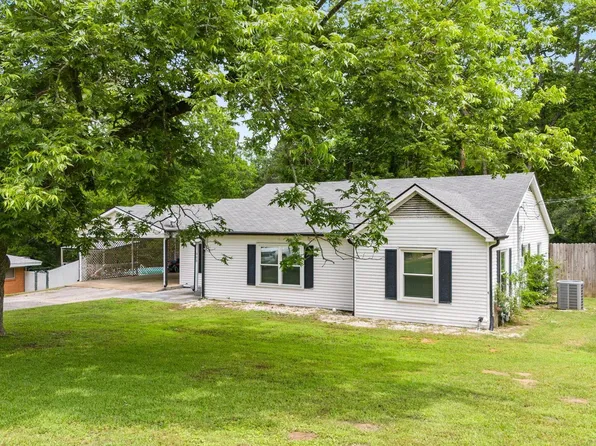 303 S Williams St, Overton, TX 75684