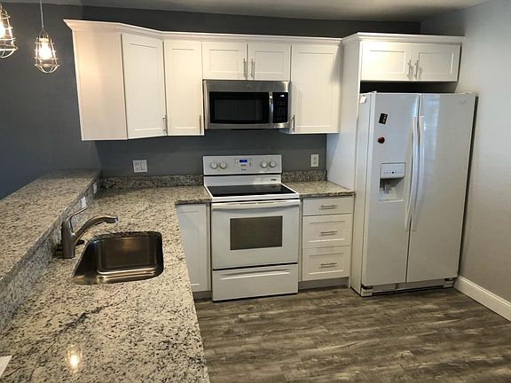 3rd image of 2265 Bancroft Cir S APT D
