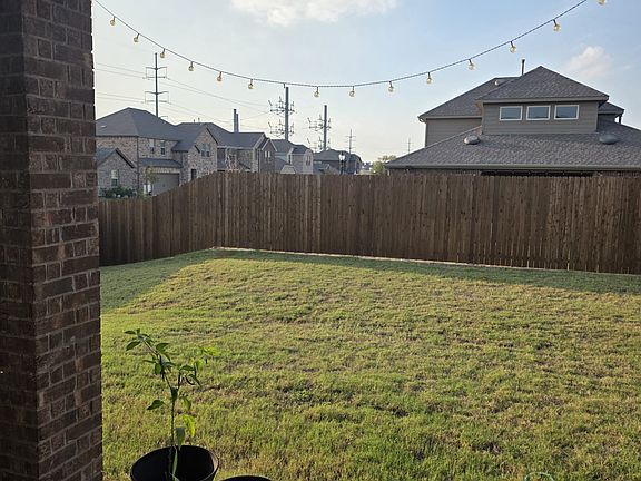 5th image of 10101 Sunnyview Ln