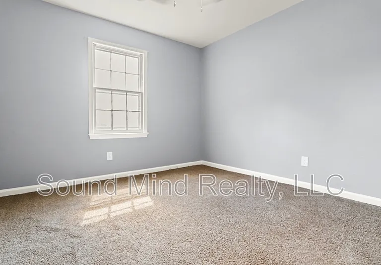 2600 Mallard Ct — Photo 6