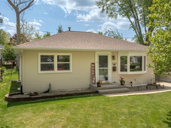 2265 11th Ave, Marion, IA 52302