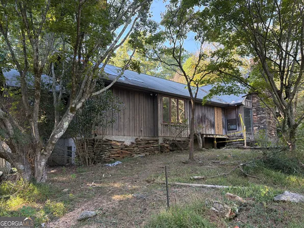 8679 Pea Ridge Rd, Cornelia, GA 30531