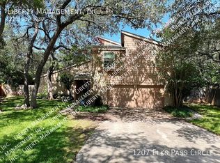 1207 Elks Pass Cir, San Antonio, TX 78232
