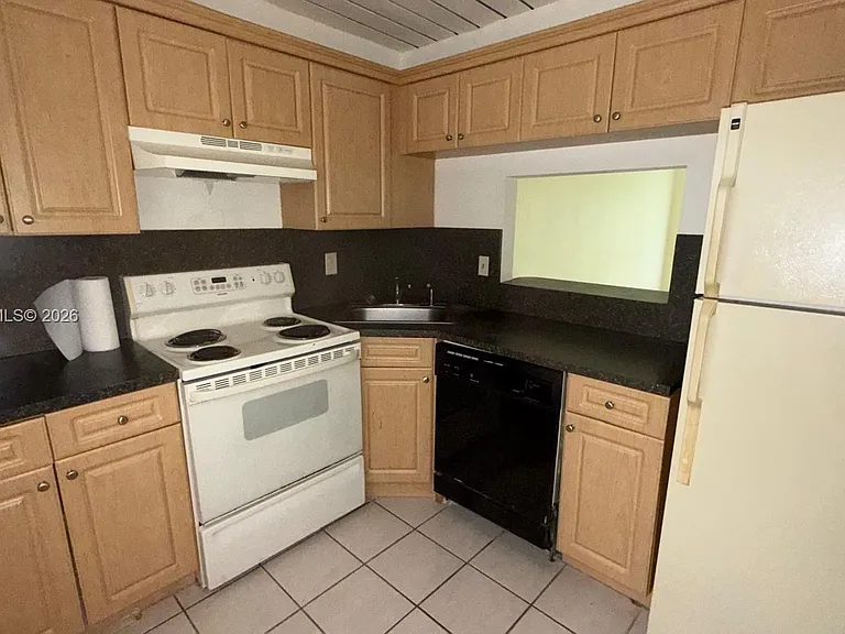 3774 Inverrary Blvd #105P — Photo 6