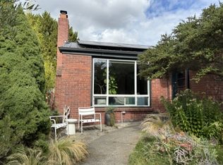 2120 NE 80th St, Seattle, WA 98115