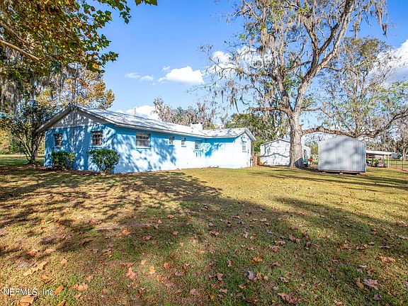 4th image of 21986 NW 80TH Avenue