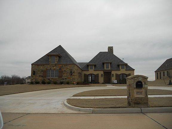 3rd image of 8702 NW Kensington Pl
